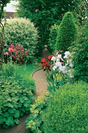 Идеи оформления сада и дачного участка